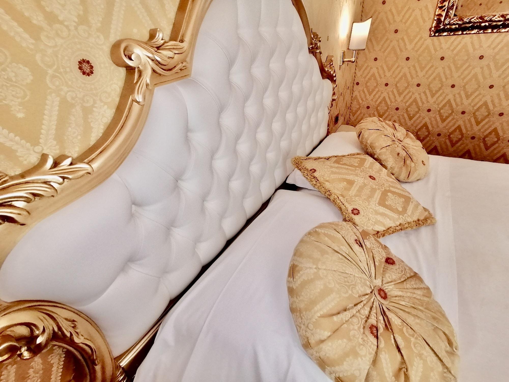 Hotel Gardena Venesia Bagian luar foto