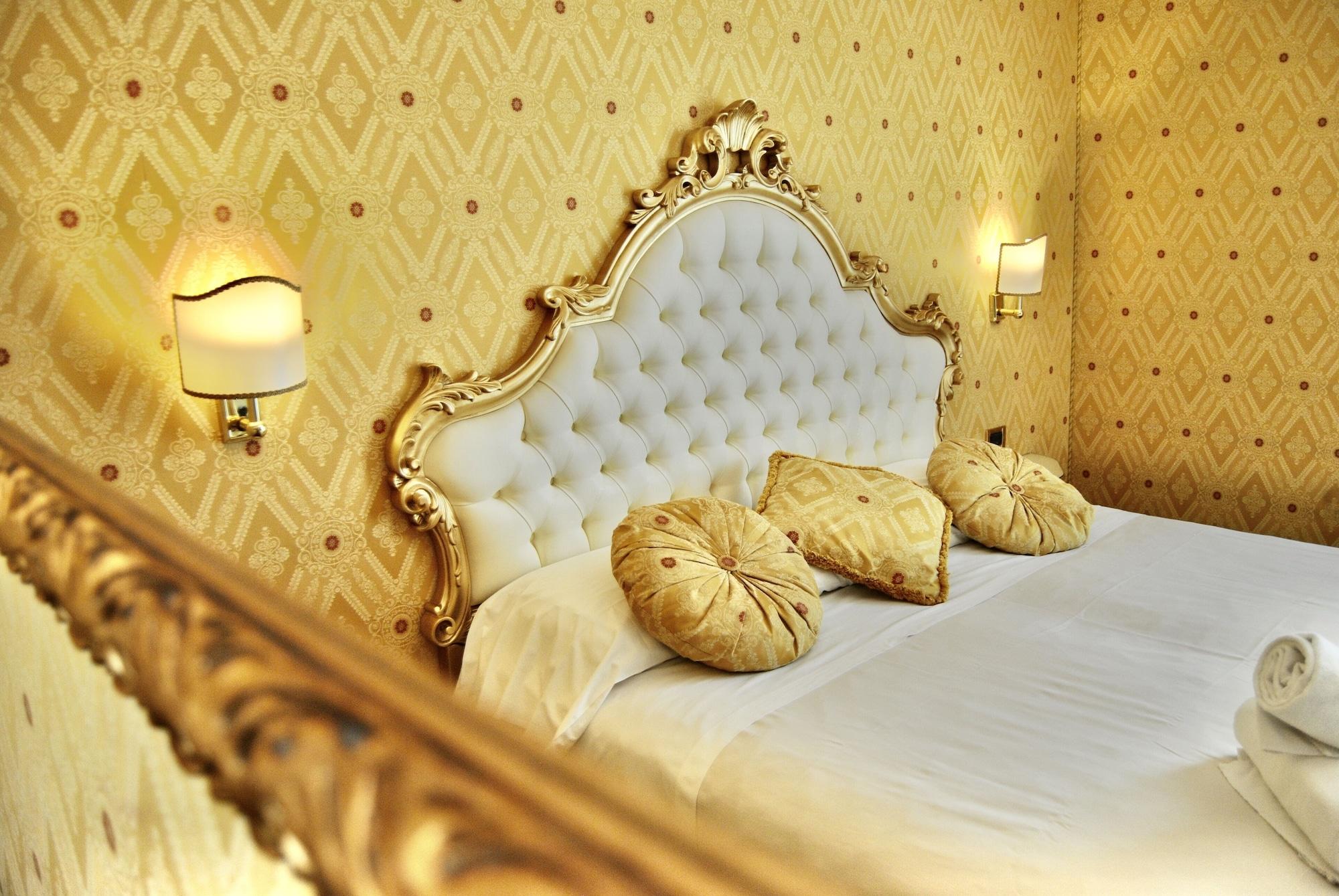 Hotel Gardena Venesia Bagian luar foto