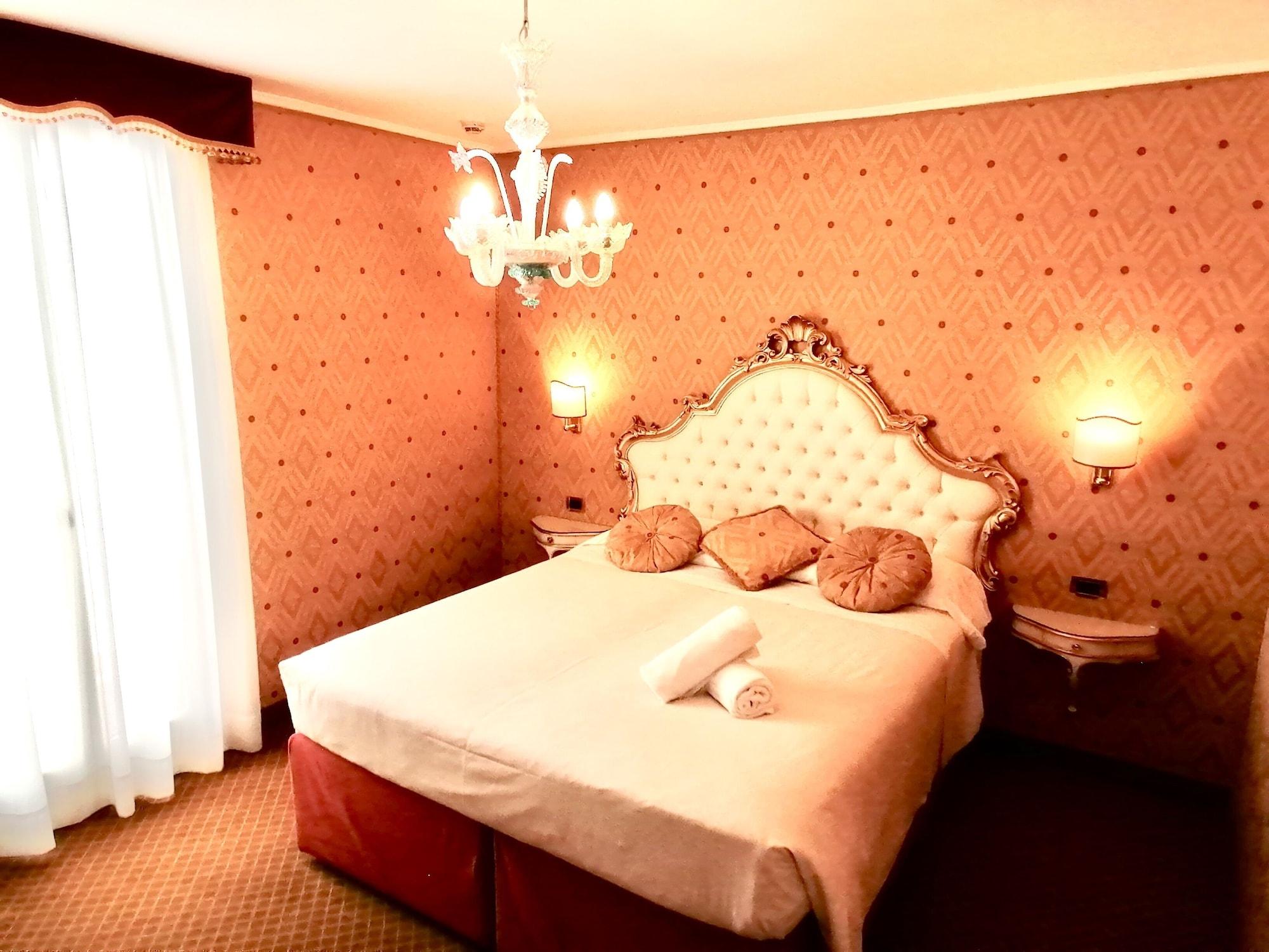 Hotel Gardena Venesia Bagian luar foto