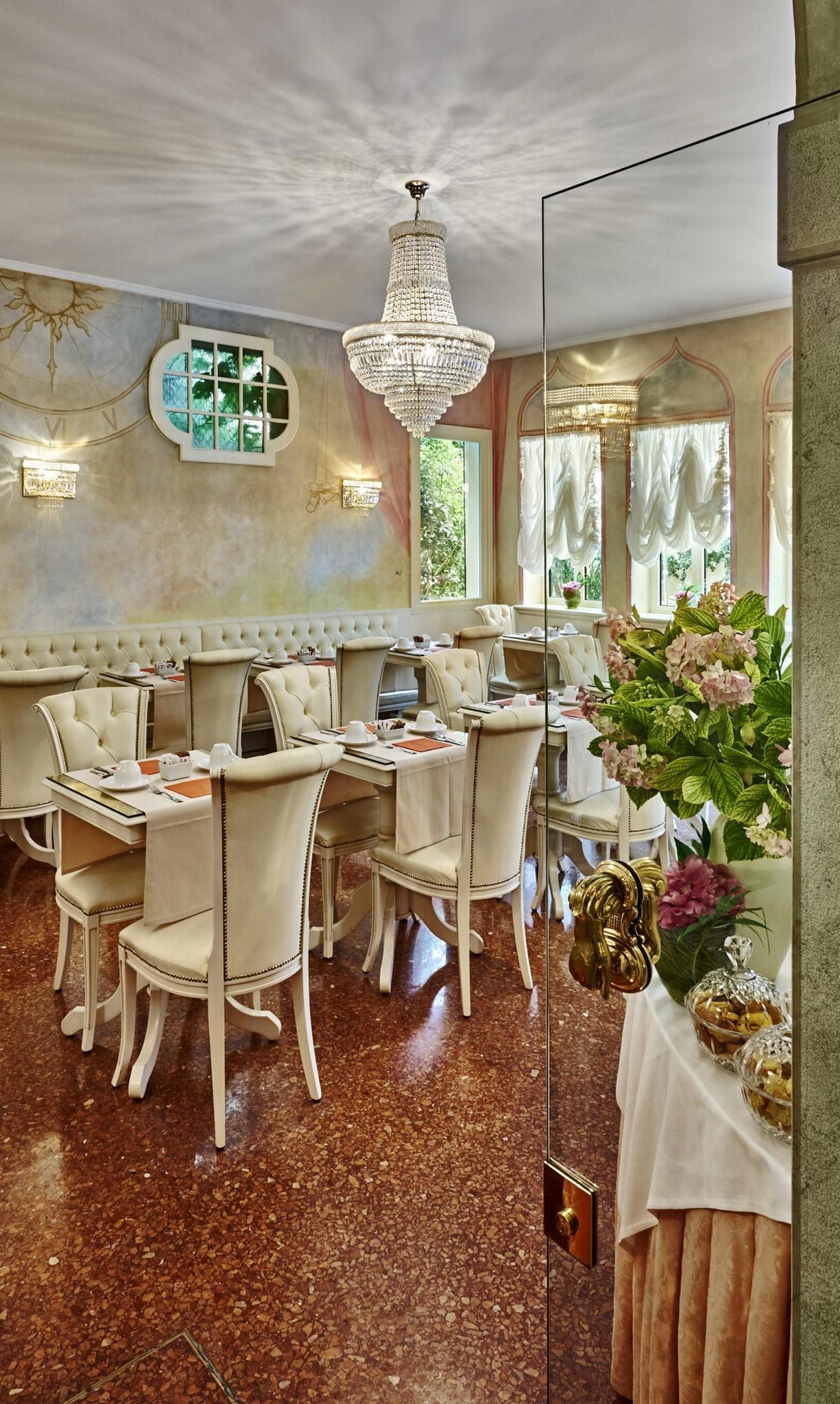 Hotel Gardena Venesia Bagian luar foto