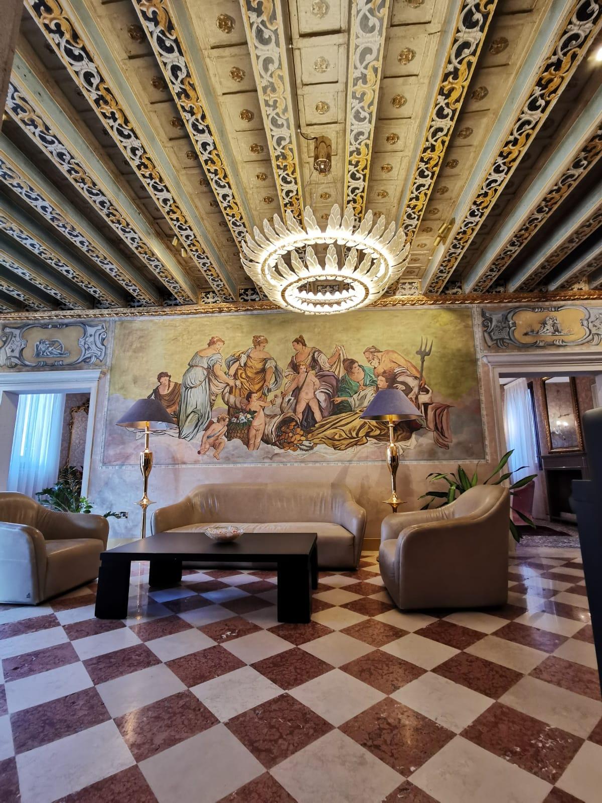 Hotel Gardena Venesia Bagian luar foto