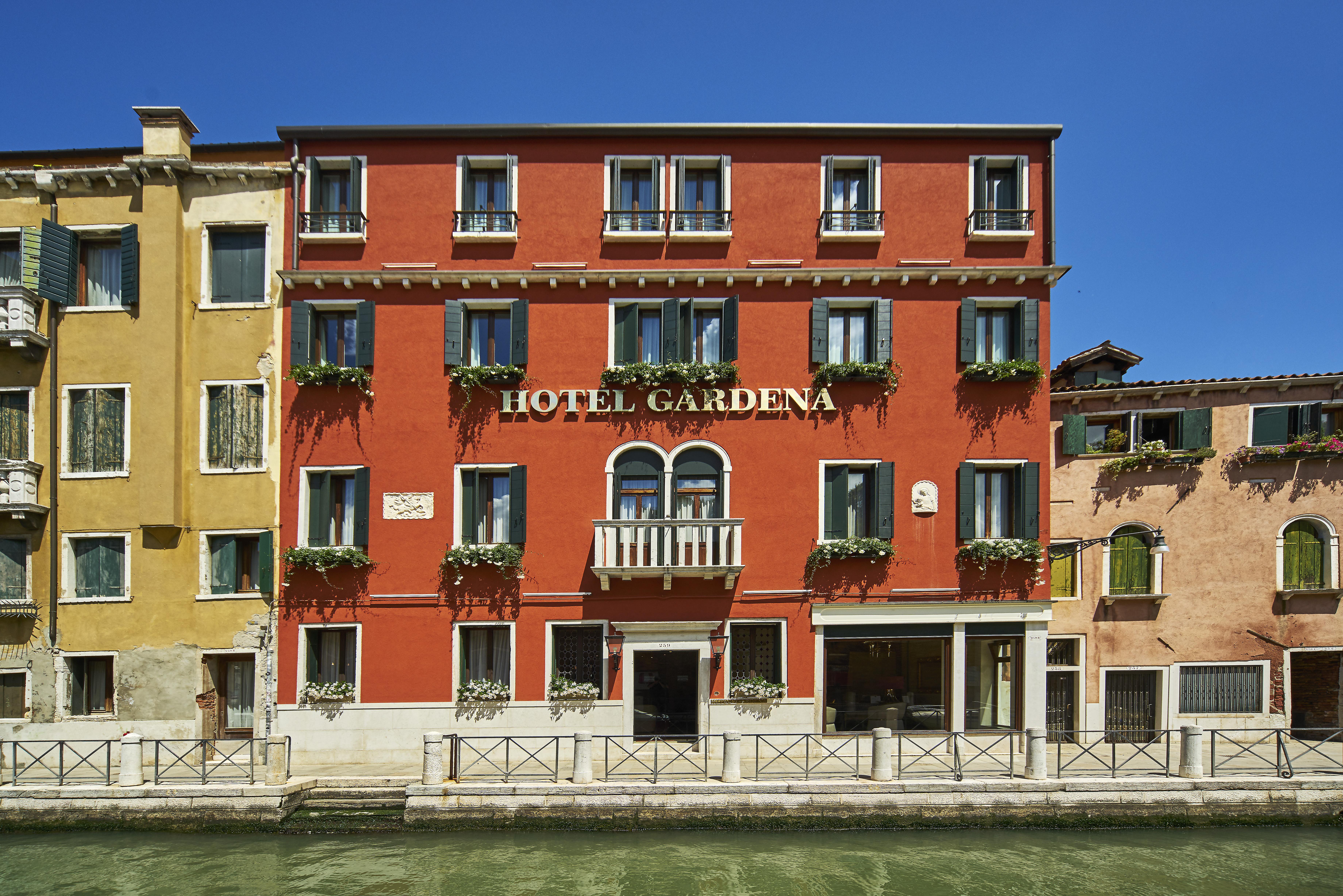 Hotel Gardena Venesia Bagian luar foto