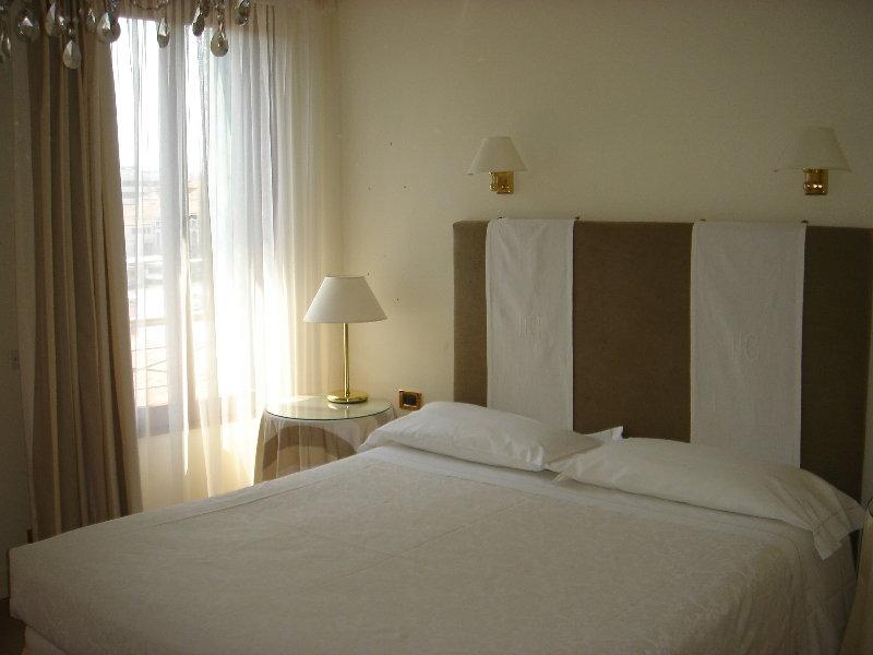 Hotel Gardena Venesia Bagian luar foto