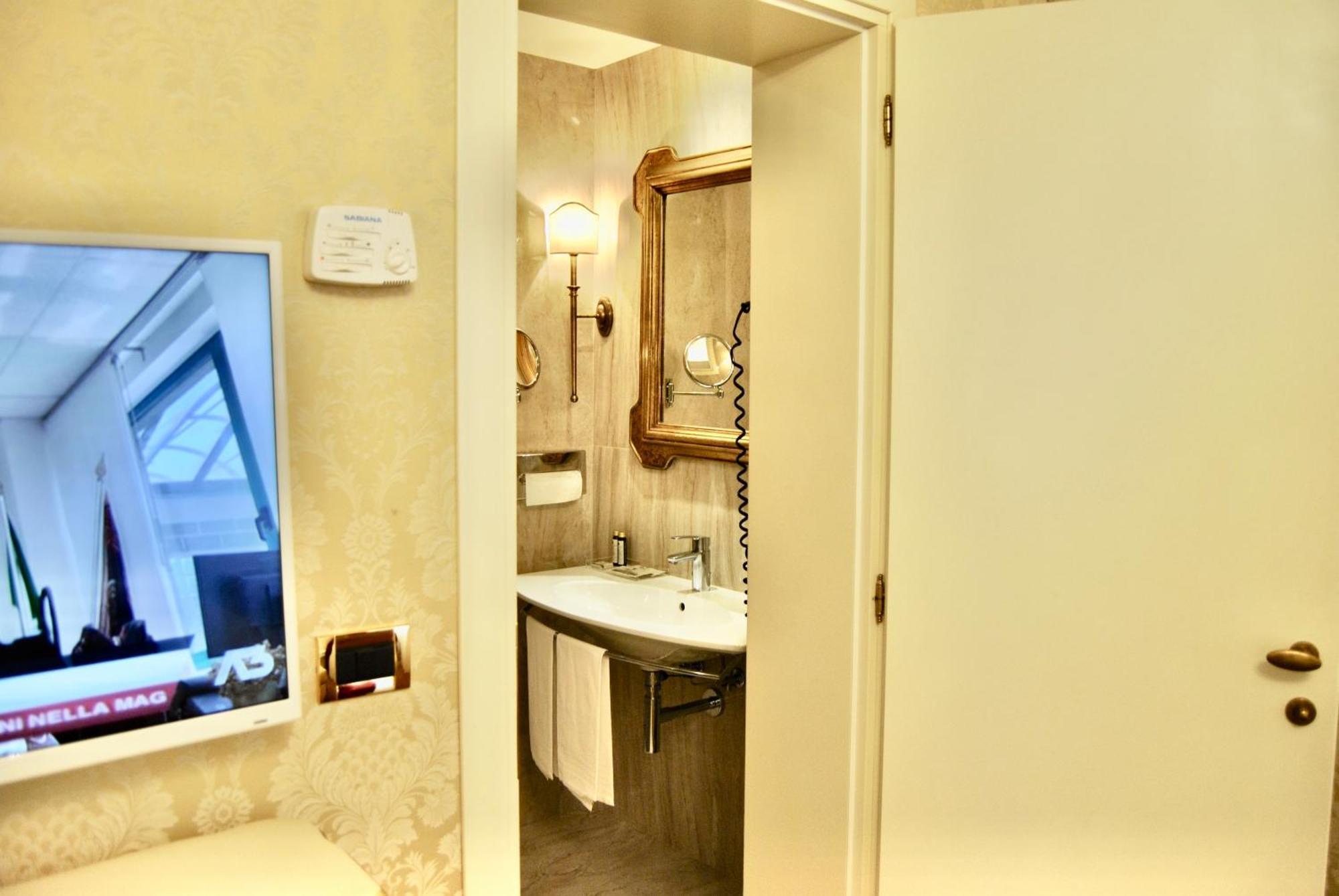 Hotel Gardena Venesia Ruang foto